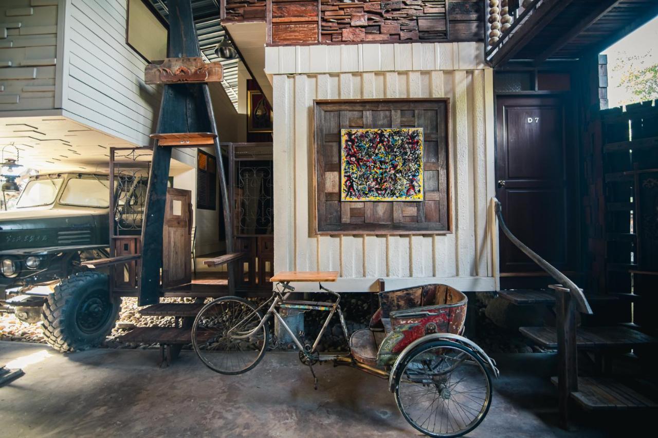 Suankaew​ Art​ Hostel​ Чонбурі Екстер'єр фото