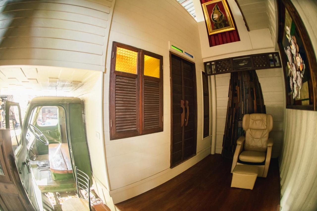 Suankaew​ Art​ Hostel​ Чонбурі Екстер'єр фото